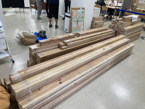 展示ブースの部材が新たな活躍の場に